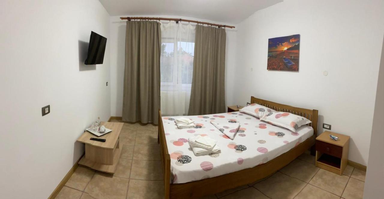 Apartamento Raven Comstar Corbu  Exterior foto