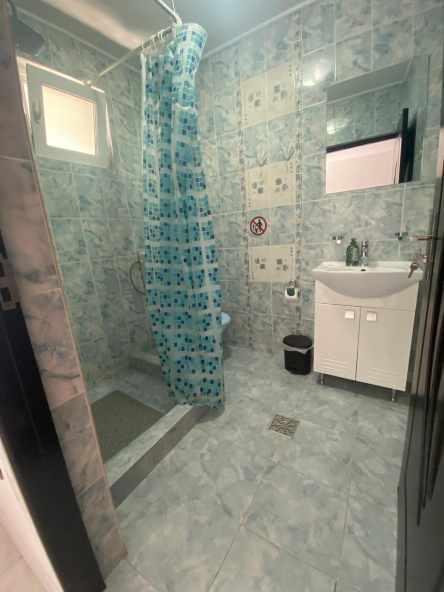 Apartamento Raven Comstar Corbu  Exterior foto
